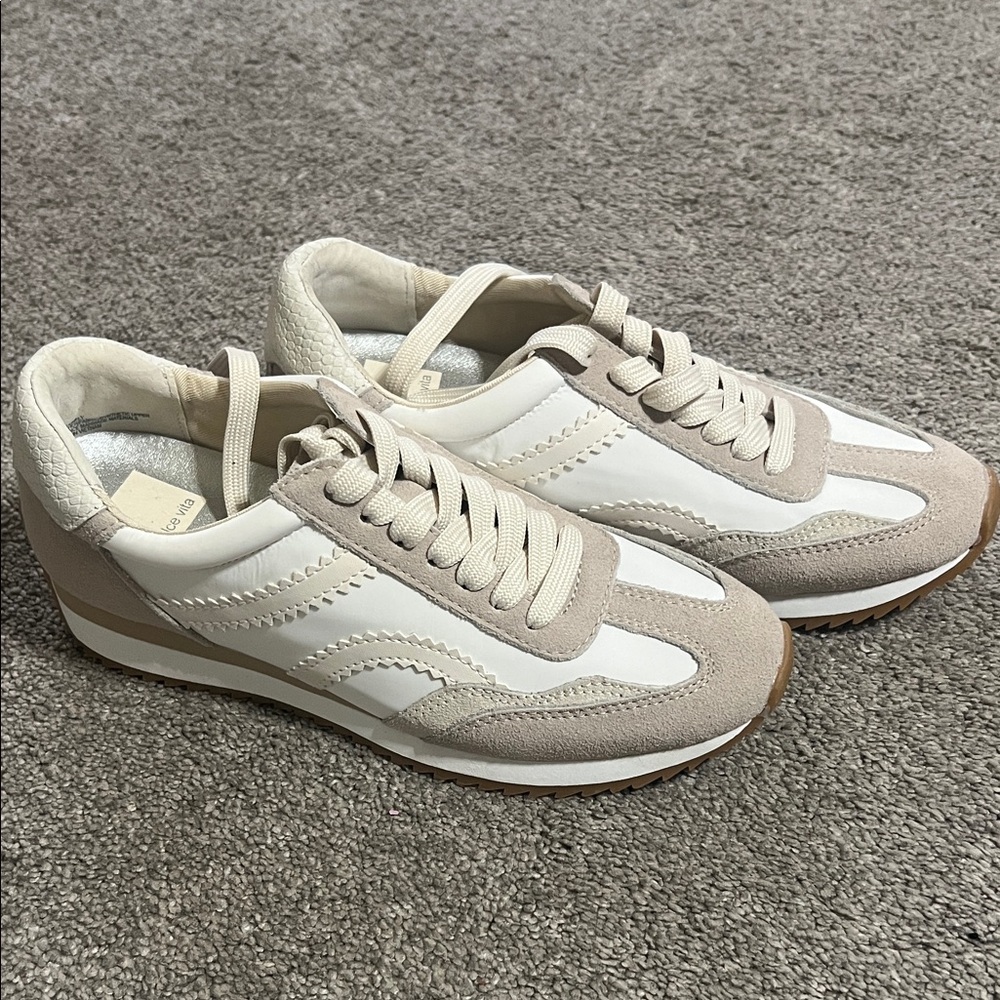 Dolce Vita Cream & Beige Retro Sneakers | Women’s 7.5 (Fits 7) | New No Tags